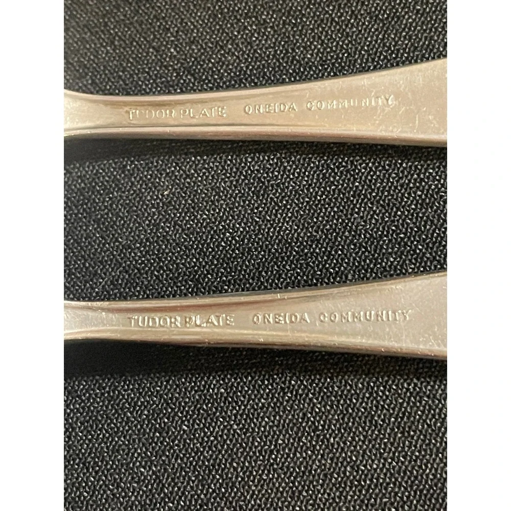 Oneida Community Tudor Plate Vintage Baby Fork and Spoon Set Silver Plated Stars